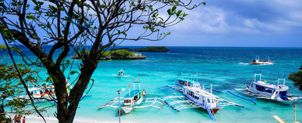 全日自由活動(可至沙灘享受日光浴、海邊戲水、按摩、DMALL採買伴手禮)→Henann Regency 漢娜麗晶自助晚餐(酒水暢飲!)