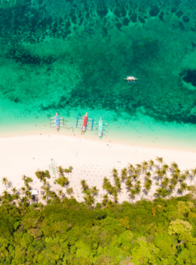 終於不用設鬧鐘睡到自然醒→I Love BBQ 鐵板燒→風帆船體驗→夜店Chill一下~含啤酒一杯(不含門票,因每日入場費為浮動價格)