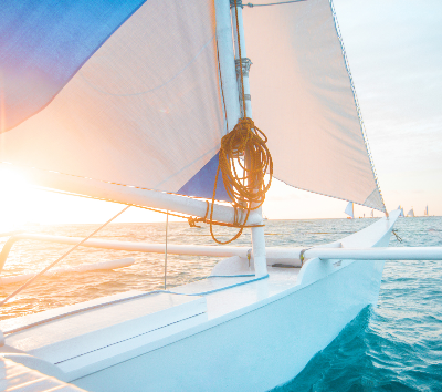 全日自由活動(可至沙灘享受日光浴、海邊戲水、按摩、DMALL採買伴手禮)→沙灘音樂餐吧+KTV歡唱