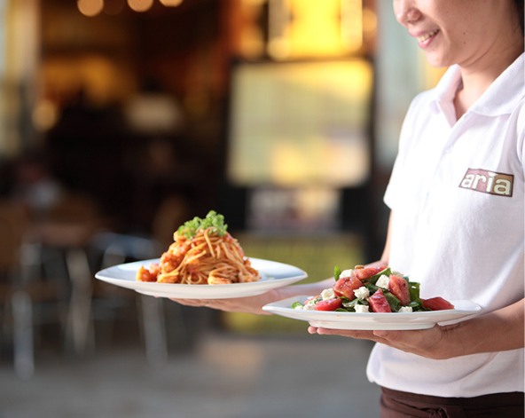 台北→長灘島→度假村迎賓飲料→熱石按摩60分鐘→Aria 義式雙人套餐