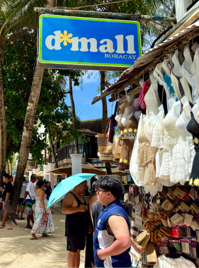 Sunny Side 網美早午餐→DMALL 血拼探索→黃昏遊艇出海(跳水浮潛、音樂派對、網美拍照一次擁有)→Giuseppe義式風味料理